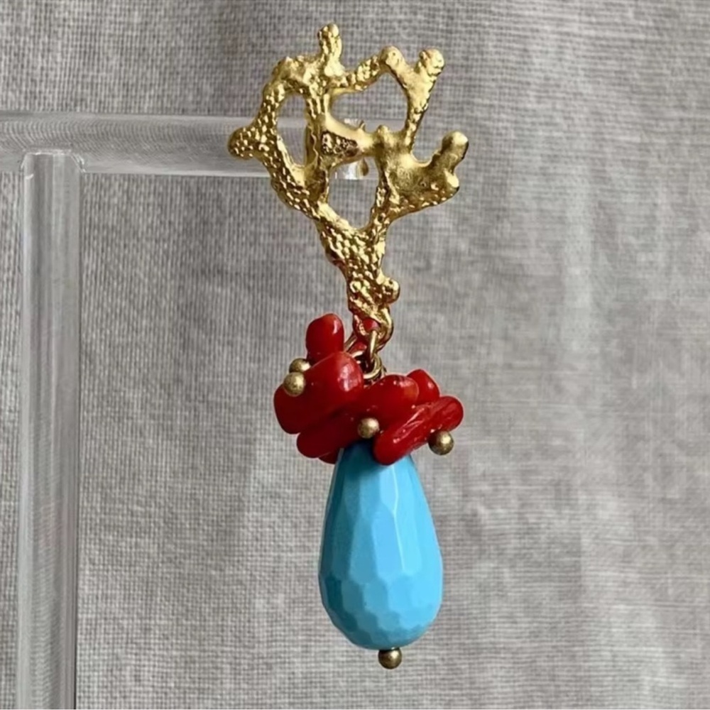 Gold Leaf Coral Blue Earrings - Picture 4 of 5